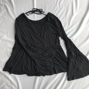 Low cut v neck with flair sleeves